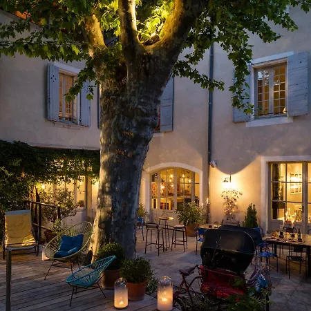 Hotel La Maison Sur La Sorgue - Esprit De France LʼIsle-sur-la-Sorgue