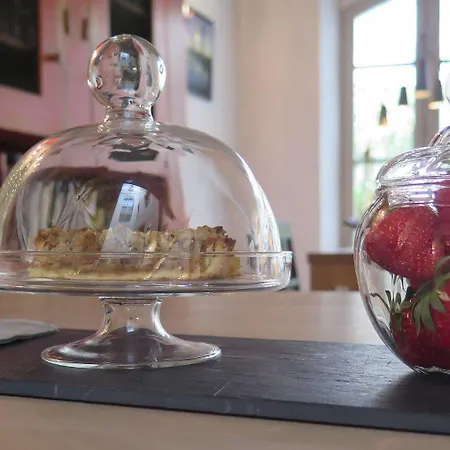 La Maison Sur La Sorgue - Esprit De France Hotel