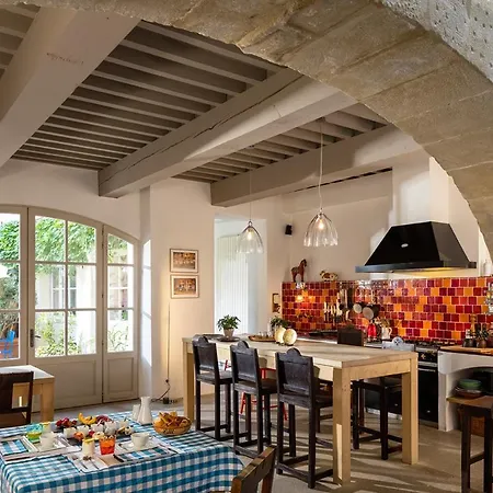 La Maison Sur La Sorgue - Esprit De France